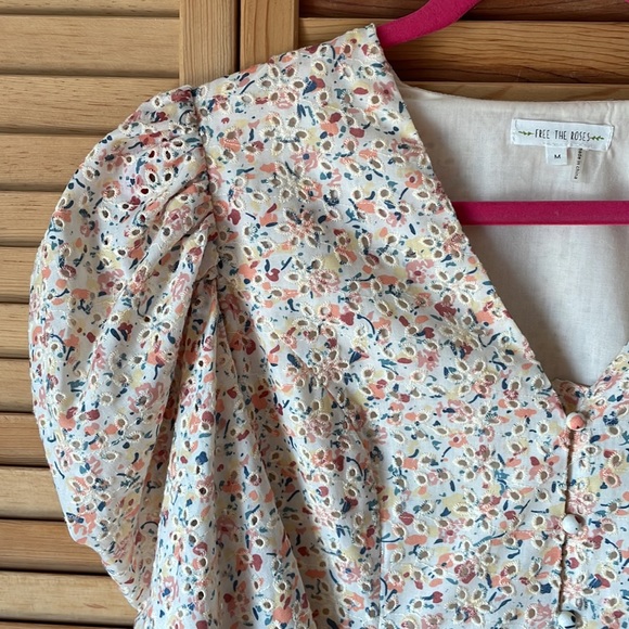 FREE THE ROSES 2.7 AUGUST APPAREL Dress - Picture 4 of 17